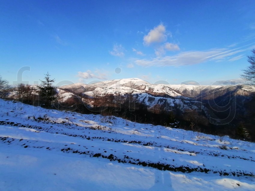 Paisaje montaña invierno