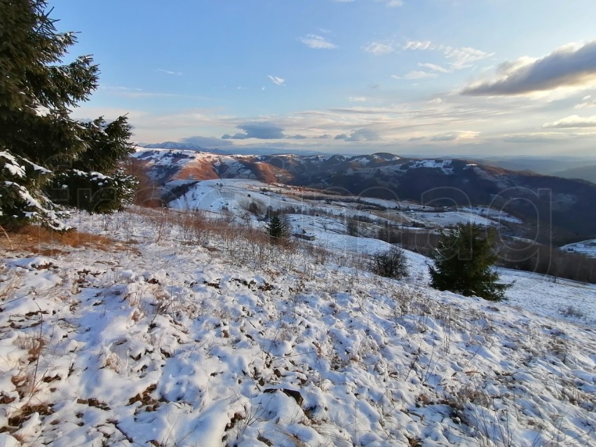 Paisaje de invierno en Rumanía