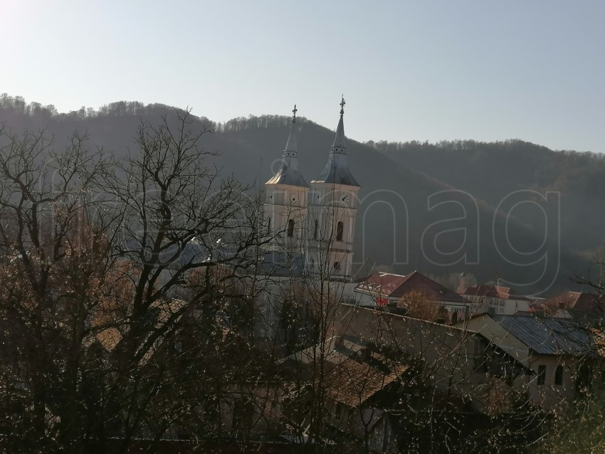 Foto Iglesia Ortodoxa en Năsăud