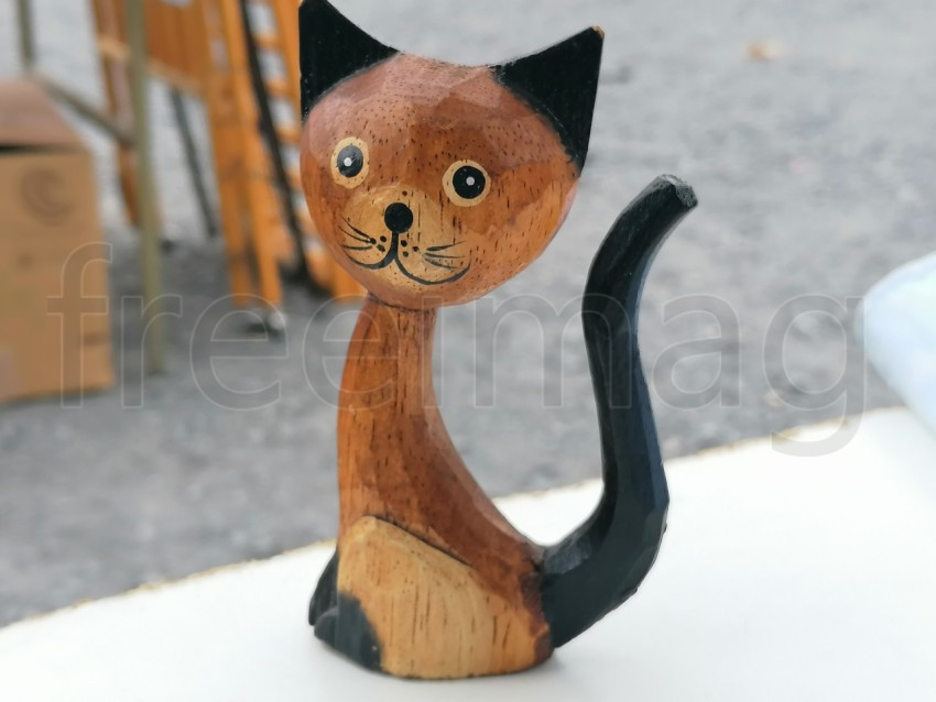 Gato figura de madera