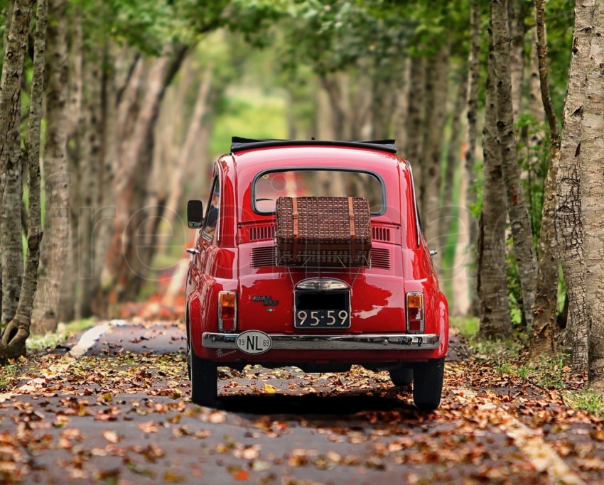 Coche rojo clásico