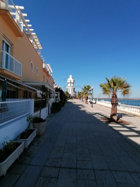 Faro de Isla Cristina, paisajes urbanos, provincia de Huelva, España