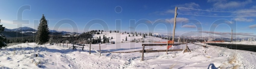 Paisaje de invierno en Rumanía